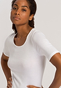 HANRO_B_W_CottonSeamless_SSLVShirt_071630_070101_090.jpg