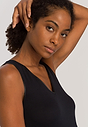 HANRO_B_W_CottonSeamless_Top_071602_070019_090.jpg