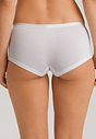 HANRO_B_W_CottonSensation_Boyleg_071414_070101_045.jpg