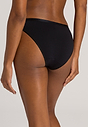 HANRO_B_W_CottonSensation_MiniBriefs_071403_070019_045.jpg