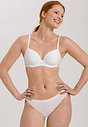 HANRO_B_W_CottonSensation_PaddedBra_071382_070101_040.jpg