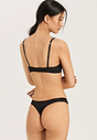 HANRO_B_W_CottonSensation_SoftCupBra_071387_070019_045.jpg