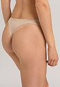 HANRO_B_W_CottonSensation_Thong_071402_070274_045.jpg