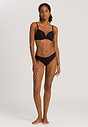 HANRO_B_W_InvisibleCotton_BrazilianPanty_071226_070019_060.jpg