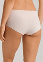 HANRO_B_W_InvisibleCotton_MaxiBriefs_071244_071381_045.jpg