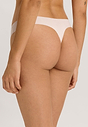 HANRO_B_W_InvisibleCotton_Thong_071242_071381_045.jpg