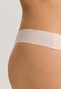 HANRO_B_W_InvisibleCotton_Thong_071242_071381_090.jpg
