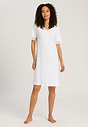 HANRO_B_W_MomentsNW_SSLVNightdress100cm_077040_070101_060.jpg