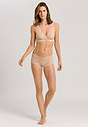 HANRO_B_W_Moments_SoftCupBra_071465_070274_060.jpg