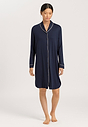 HANRO_B_W_NaturalComfort_LSVLNightdress_077964_071610_060.jpg