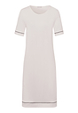 HANRO_B_W_NaturalComfort_SSLVNightdress_077963_071809_010.jpg