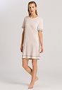 HANRO_B_W_NaturalComfort_SSLVNightdress_077963_071809_060.jpg