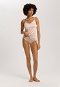 HANRO_B_W_SatinDeluxe_MidiBriefs_071126_070858_060.jpg