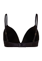 HANRO_B_W_SatinDeluxe_PaddedSoftCupBra_071071_070019_020.jpg