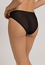 HANRO_B_W_SmoothIllusion_MiniBriefs_070844_070019_045.jpg