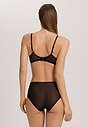 HANRO_B_W_SmoothIllusion_SoftCupBra_070842_070019_045.jpg