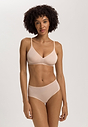 HANRO_B_W_SmoothIllusion_SoftCupBra_070842_070274_040.jpg