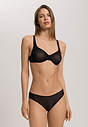 HANRO_B_W_SmoothIllusion_UWireBra_070843_070019_040.jpg