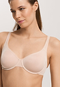 HANRO_B_W_SmoothIllusion_UWireBra_070843_070274_090.jpg