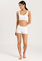 HANRO_B_W_TouchFeeling_CropTop_071810_070101_060.jpg