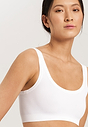 HANRO_B_W_TouchFeeling_CropTop_071810_070101_090.jpg