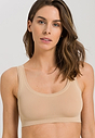 HANRO_B_W_TouchFeeling_CropTop_071810_070274_090.jpg
