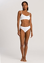 HANRO_B_W_TouchFeeling_CropTop_071824_070101_060.jpg