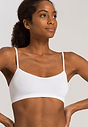 HANRO_B_W_TouchFeeling_CropTop_071824_070101_090.jpg