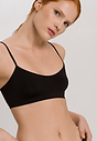 HANRO_B_W_TouchFeeling_CropTop_071824_070199_090.jpg