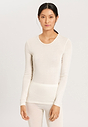 HANRO_B_W_WoolenSilk_LSLVShirt_071409_070795_040.jpg