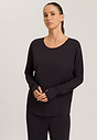HANRO_B_W_Yoga_LSLVShirt_078796_072199_040.jpg
