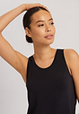 HANRO_B_W_Yoga_Top_078794_072199_090.jpg