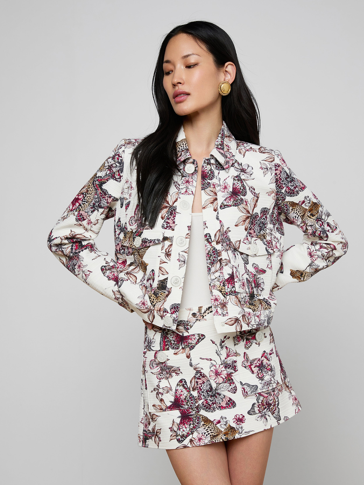 sqoud スクード　Grid Cropped Jacket Nyx Cropped Jacket in White Multi Large Butterfly Jungle | L'AGENCE