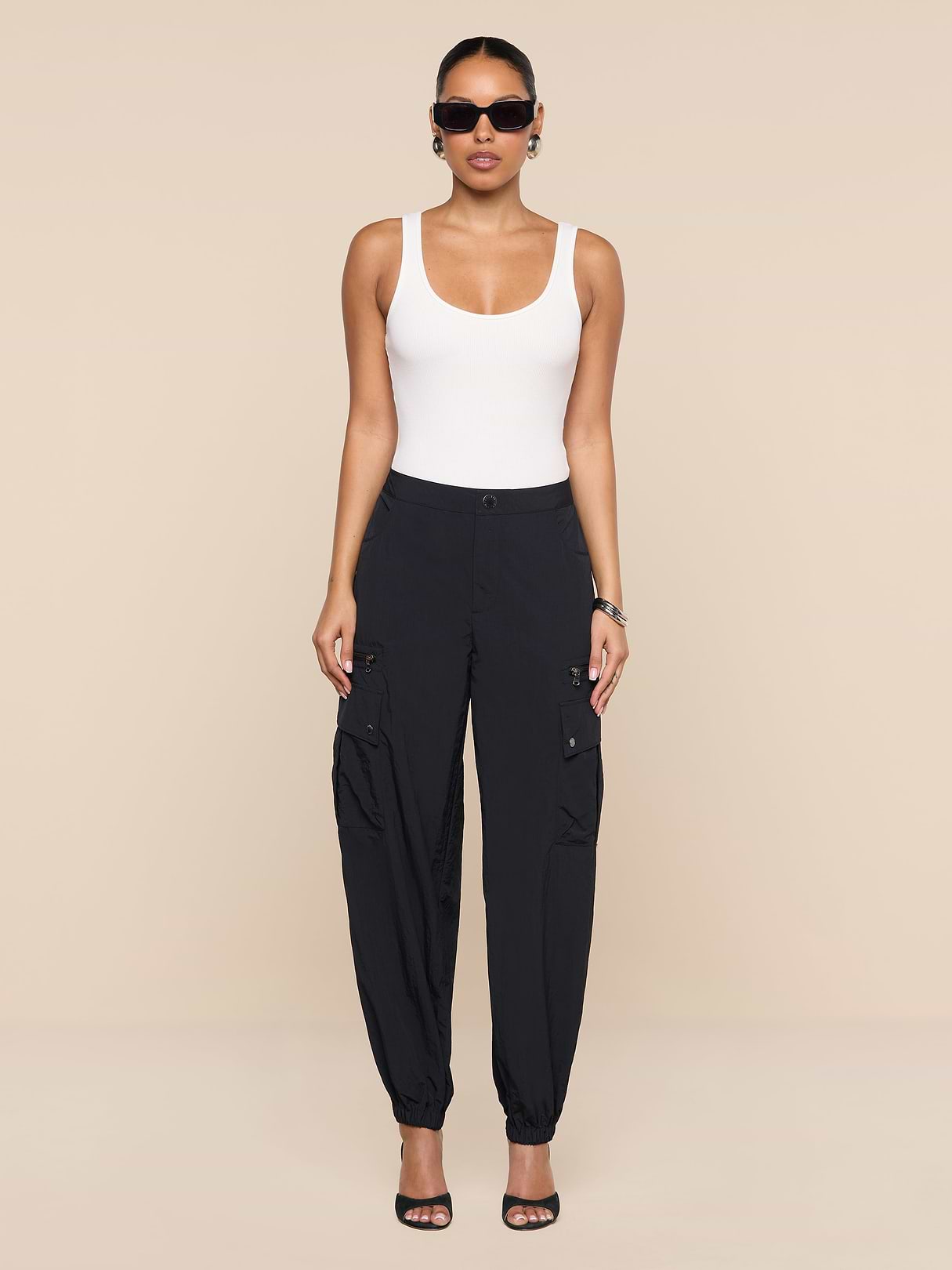 最終値下げmidorikawa NYLON JOGGER PANTS Greer Nylon Jogger in Black | L'AGENCE