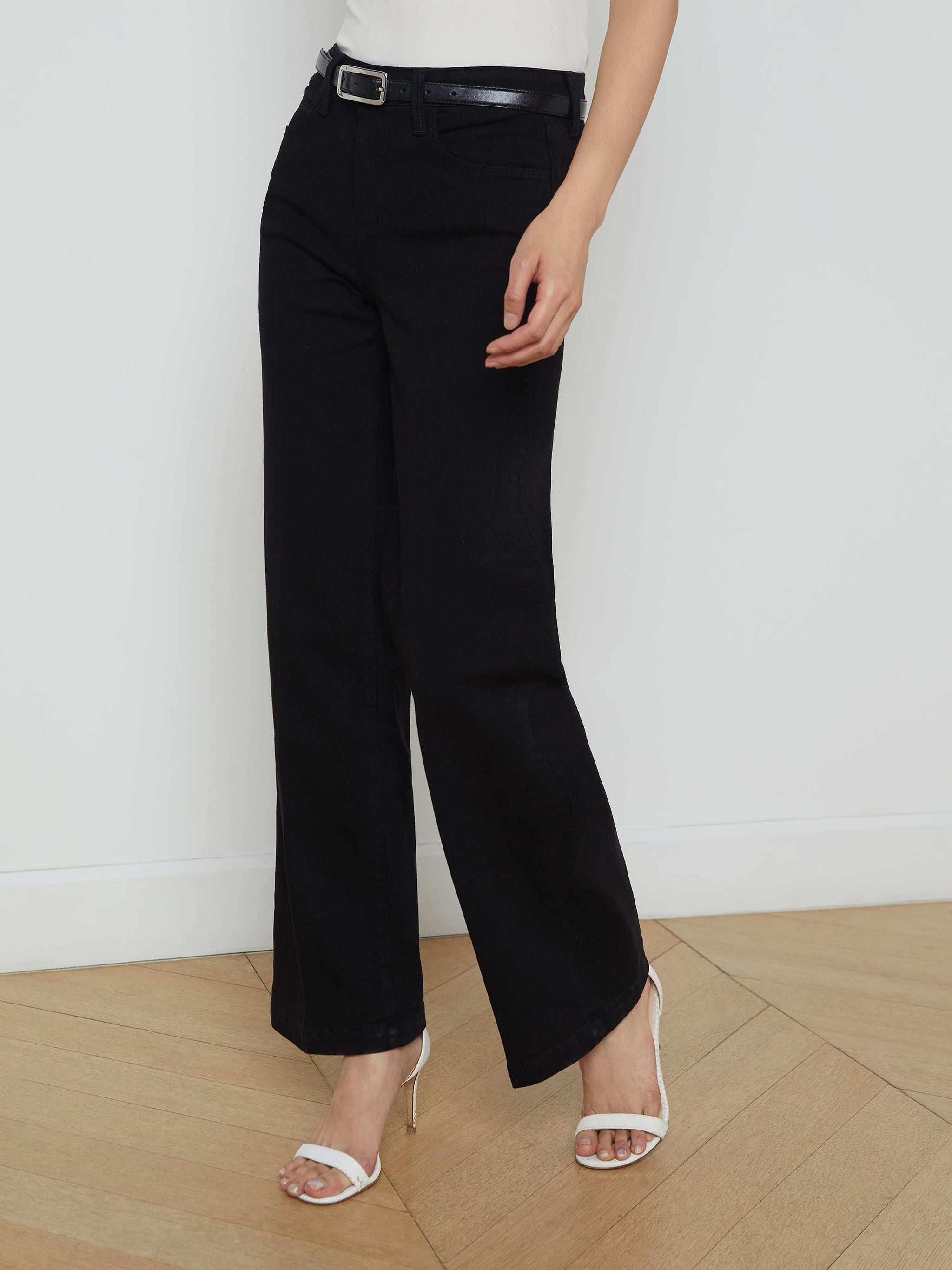 How to Style Wide Leg Jeans