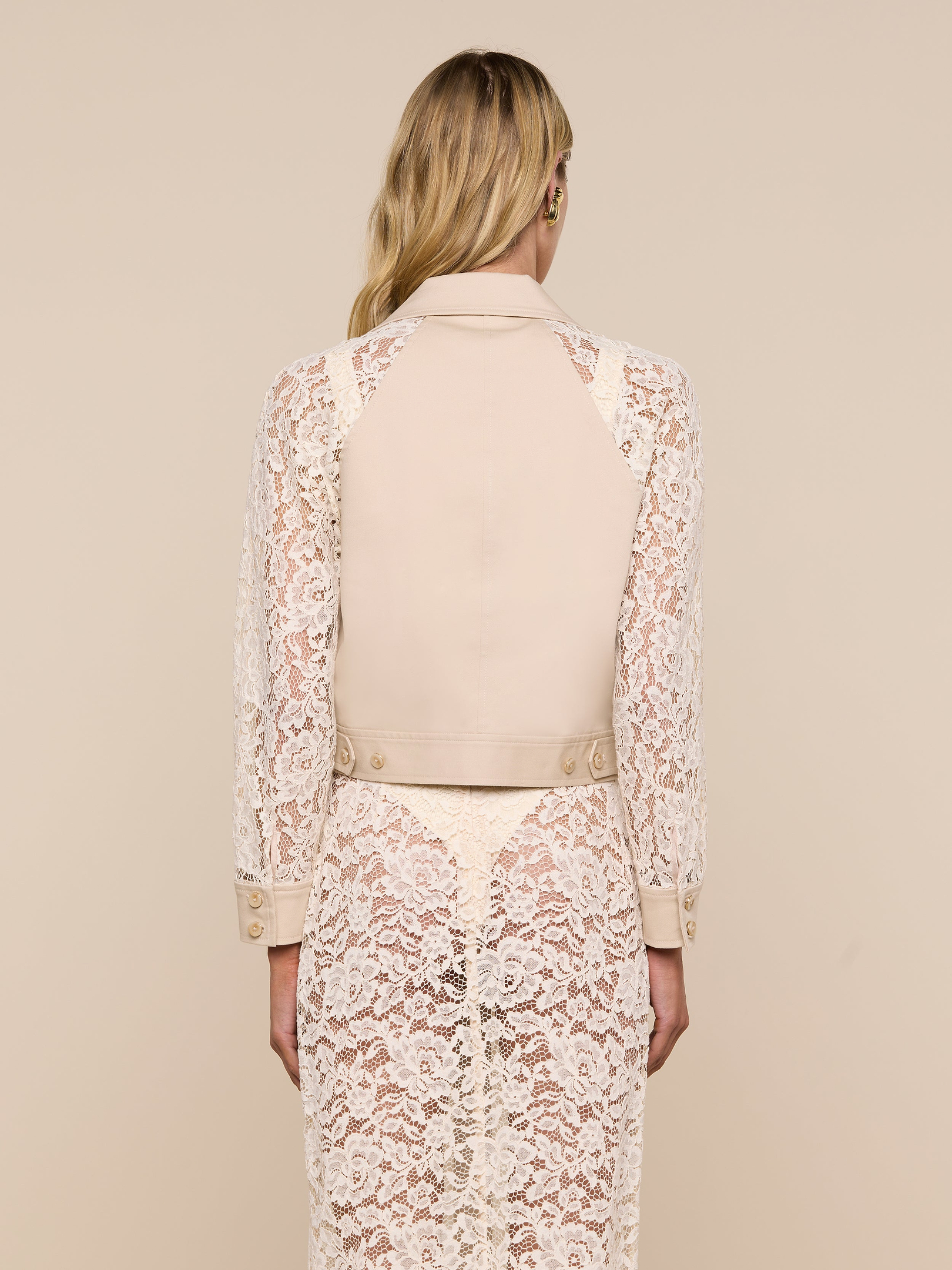 Acka. 完売品　lace sleeve jacket（beige） Novelle Lace Trench in Biscuit/Ecru | L'AGENCE