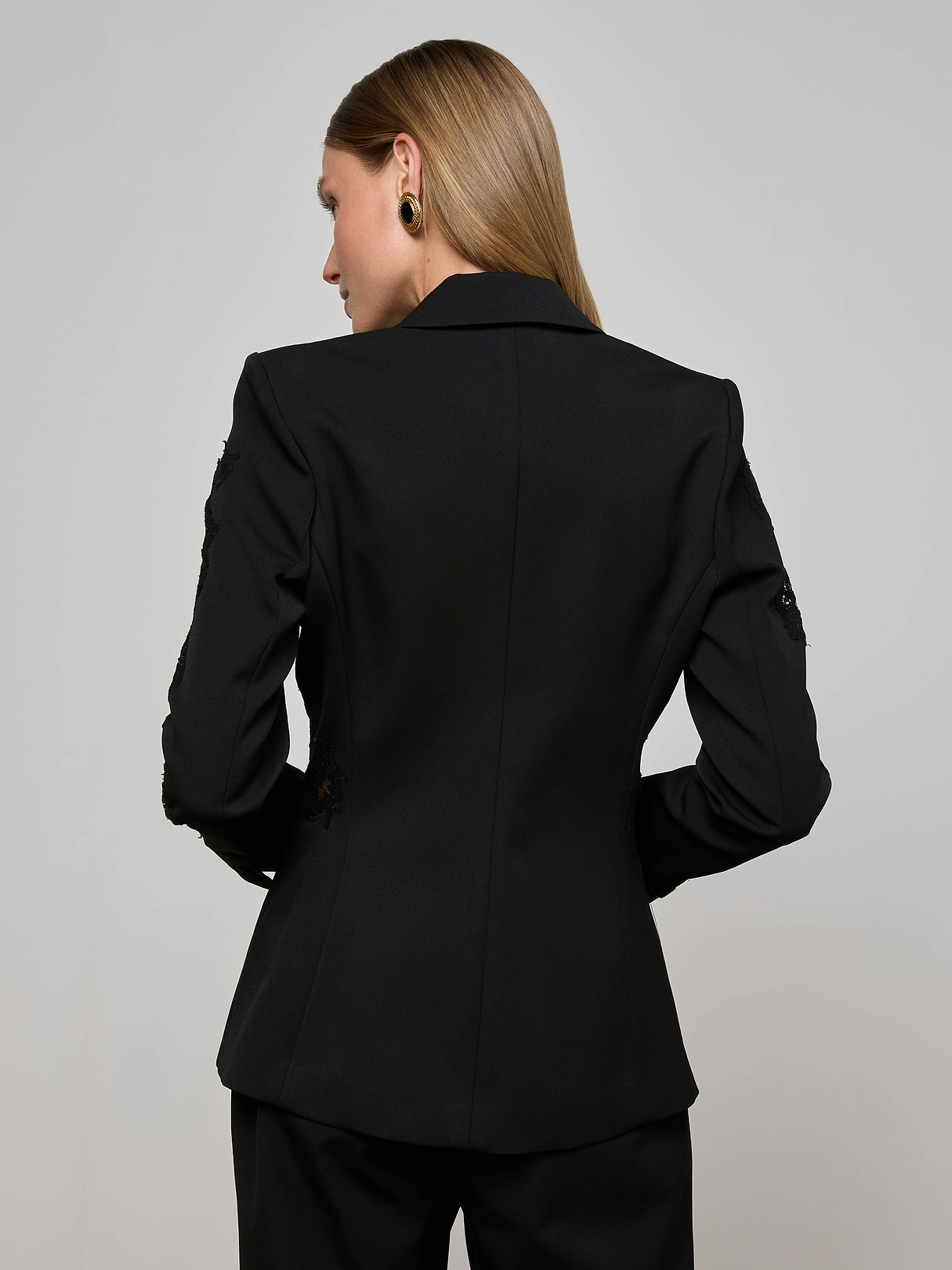 blazer mid lace length