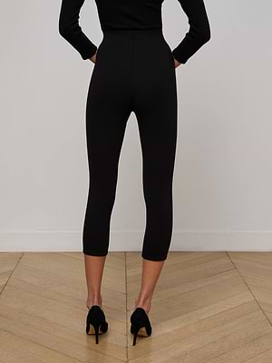 L'AGENCE Dee Capri Pants In Black L'AGENCE Dee Capri Pants In Black