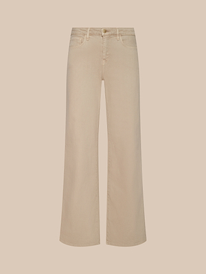 Die „Alicent Wide-Leg Jean“ ist eine hoch geschnittene Jeans mit weitem Bein in Hellbeige, mit Vorder- und Gesäßtaschen, Gürtelschlaufen und einem Knopf-Reißverschluss. Sie ist in Sneaker-Länge geschnitten und wird vor einem einfarbigen, hellbraunen Hintergrund präsentiert.
