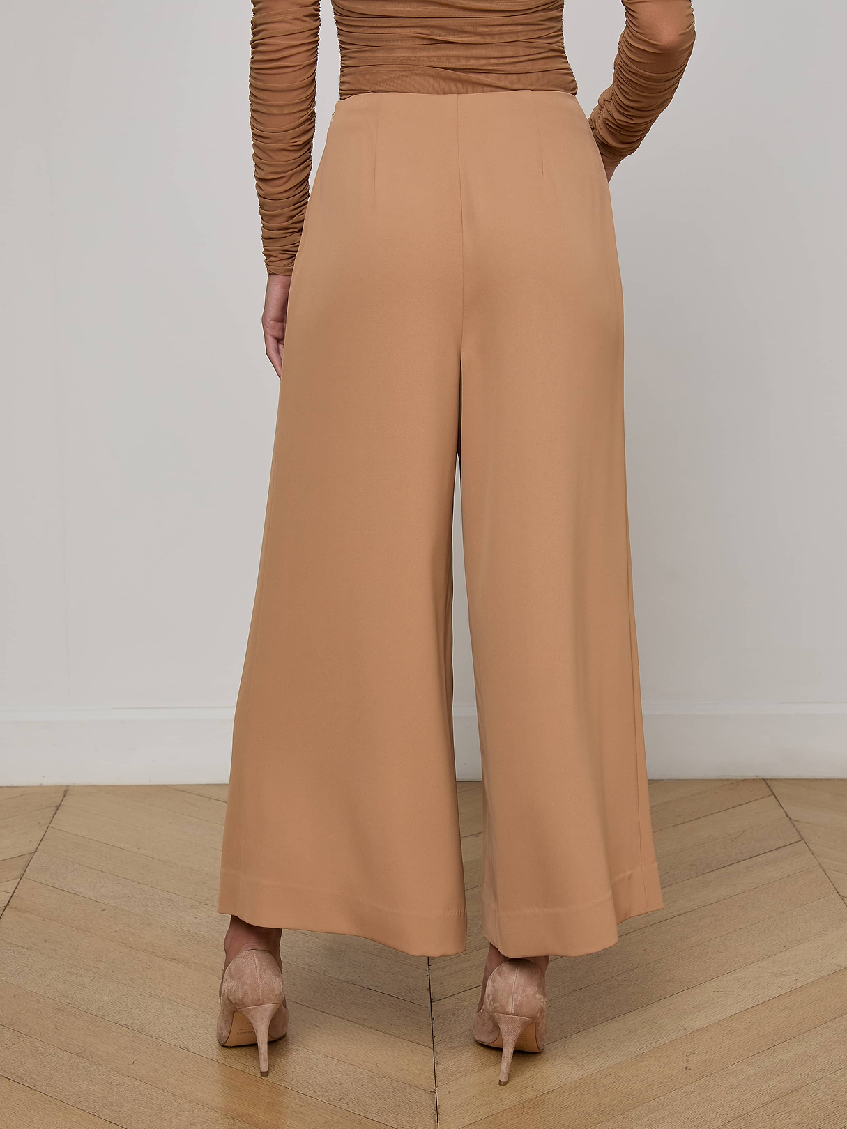 Novalynn Cropped Pleated Pant in Cinnamon Swirl | L'AGENCE