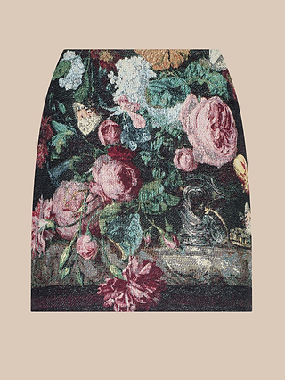 Der Minirock „Marseille“ besticht durch ein detailreiches Blumenmuster mit rosa Rosen, grünen Blättern und anderen farbenfrohen Blüten auf beigem Jacquardstoff. Damit ist dieser in Italien gefertigte Minirock ein echtes Kunstwerk zum Anziehen, das jeder Garderobe zeitlose Eleganz verleiht.