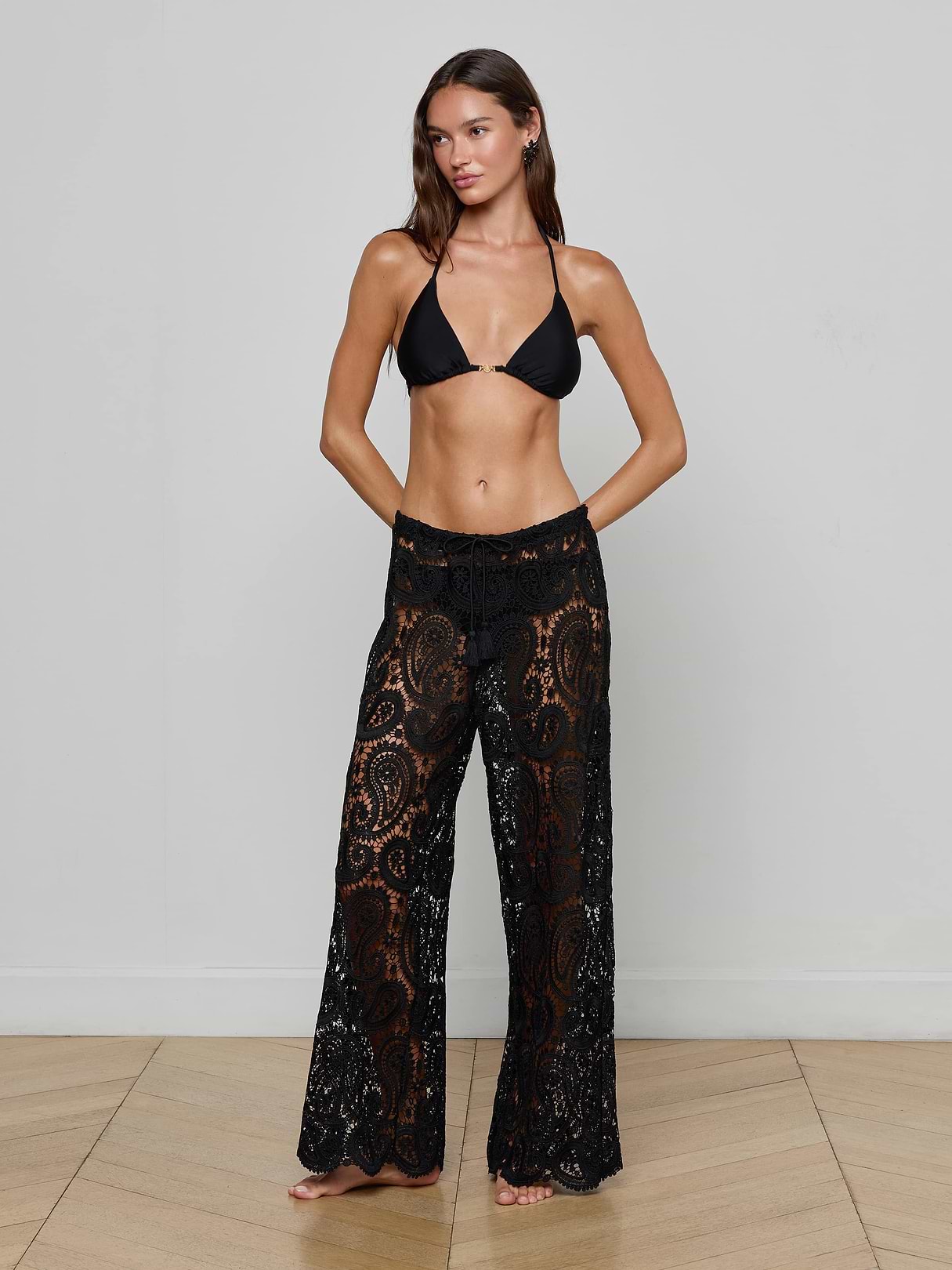 RICE NINE TEN COVER UP TROUSERS 黒　フレアパンツ Geraldine Cover-Up Pant in Black | L'AGENCE