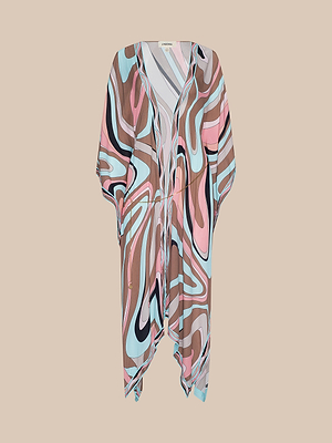 Der Kara Kimono Cover-Up ist ein fließender, locker sitzender Kaftan mit einem abstrakten Wirbeldruck in Rosa, Blau, Braun und Weiß auf beigem Hintergrund.