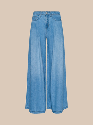 The Dariela Wide-Leg Jean is a high-rise, ultra wide leg style made from featherweight denim with front pockets, belt loops, and a button and zip closure, shown on a plain beige background.