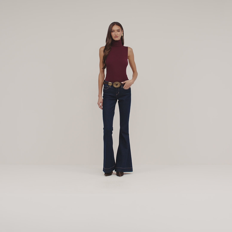 Ceci Sleeveless Turtleneck