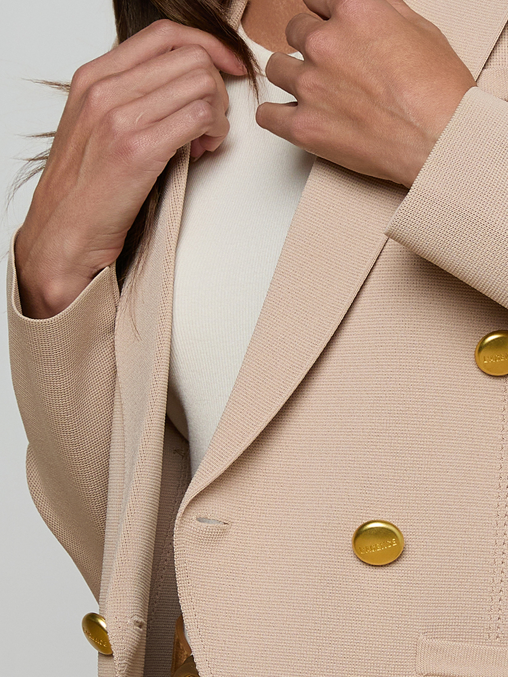 Amelia Knit Blazer in Light Cappuccino/Gold | L'AGENCE