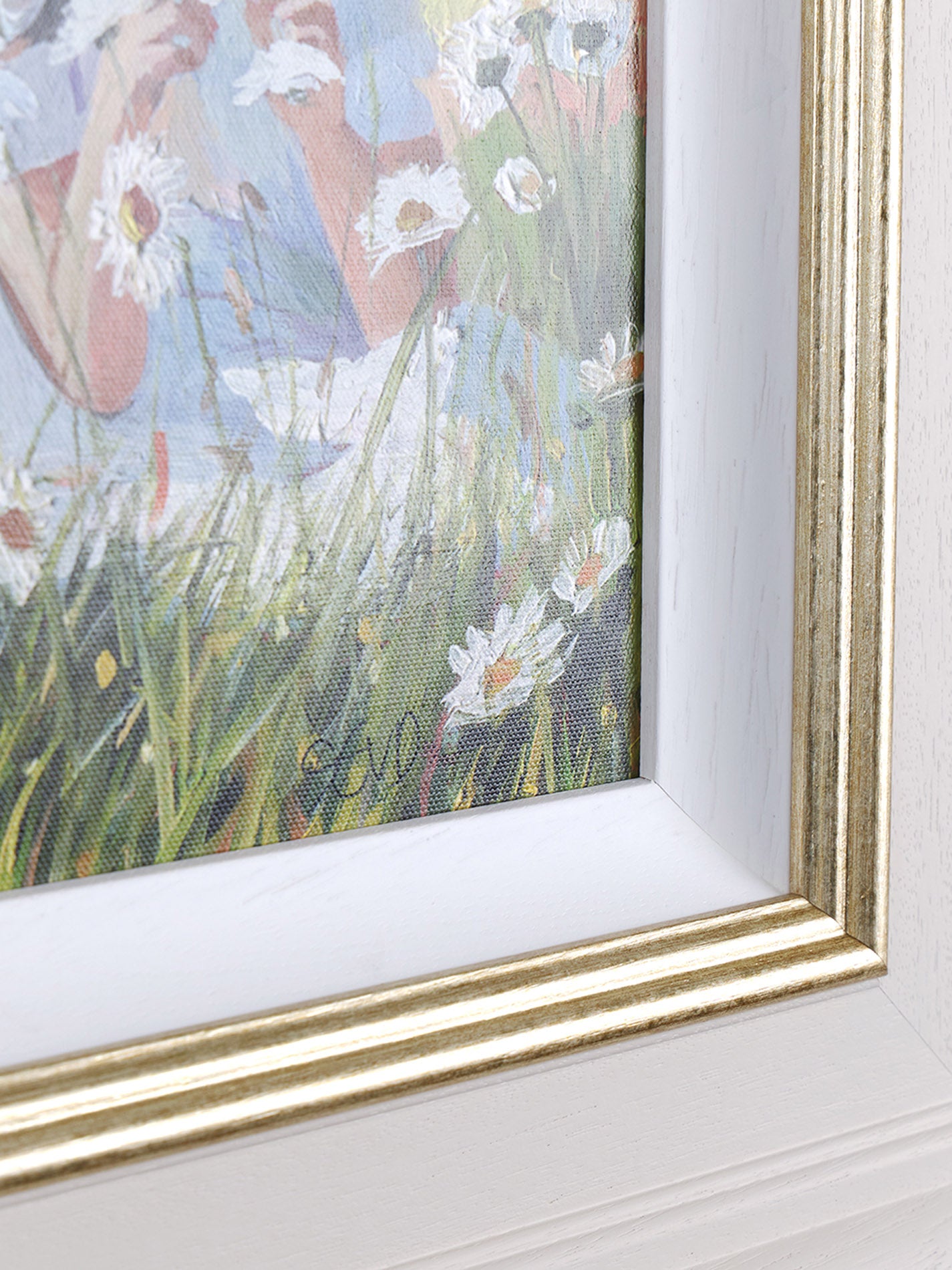 Daisy Whispers