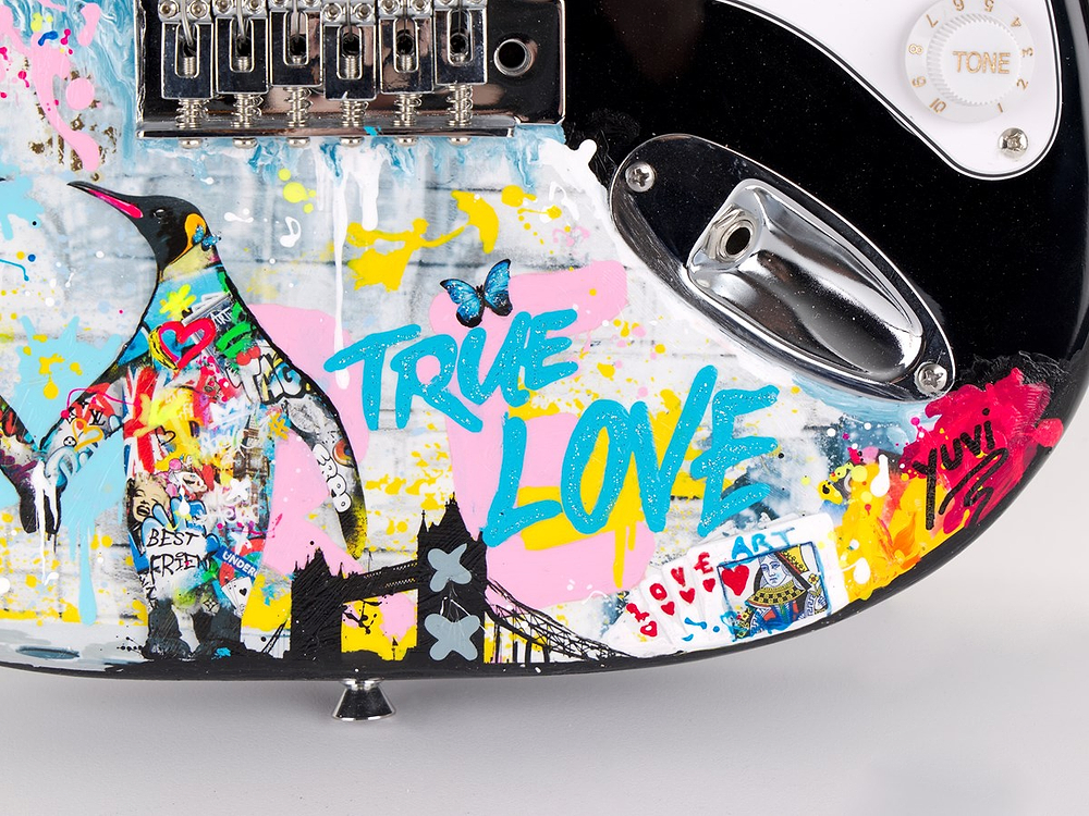 True Love - Guitar (Roomset)