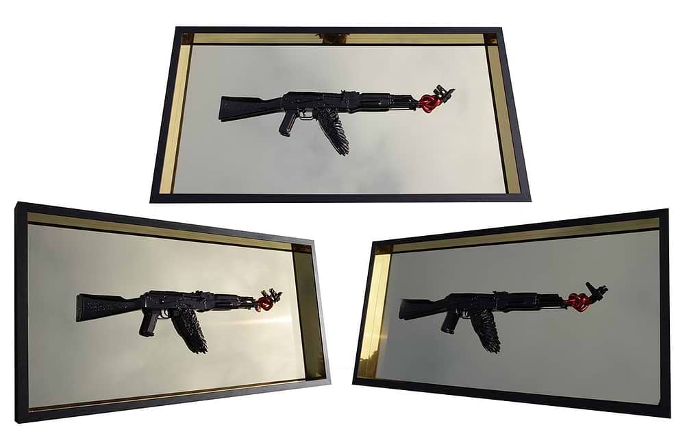 Make Love Not War (black and red)