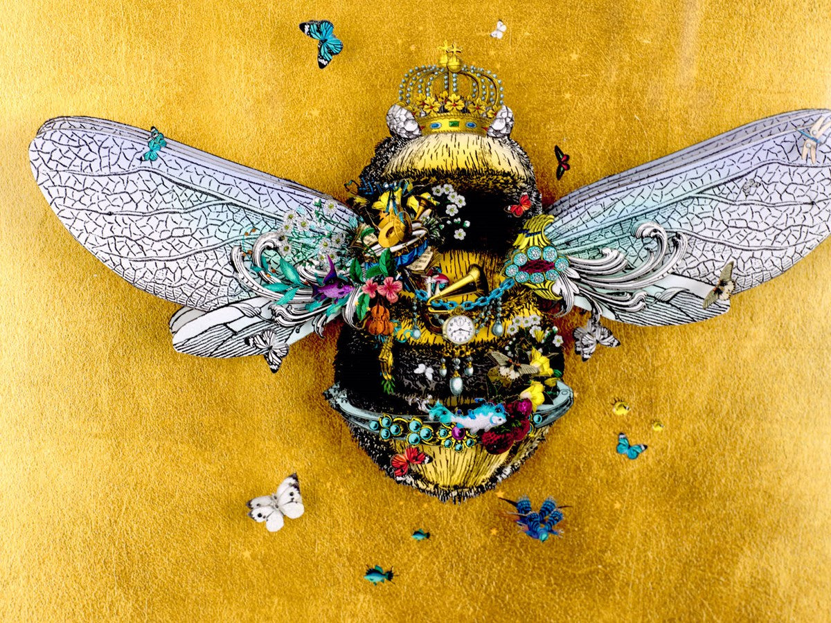 Golden Majestic Bee (Detail2)